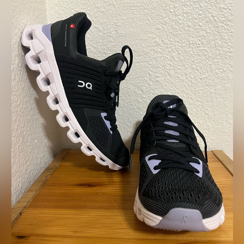 On cloud women’s shoes